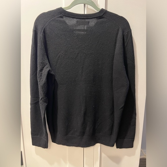 #328 Everlane The Cashmere V-Neck Sweater Size Medium Black - Picture 6 of 7